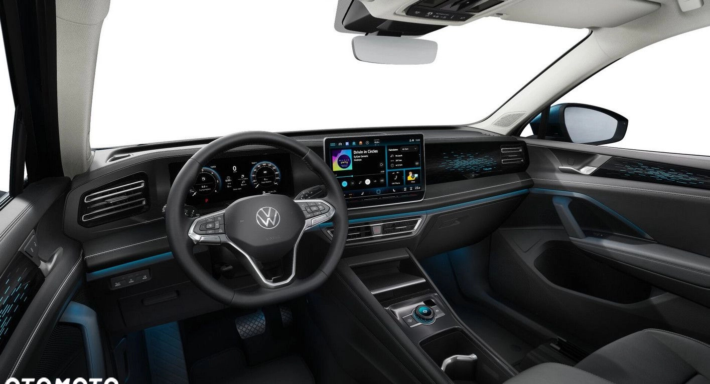 Volkswagen Tiguan cena 191330 przebieg: 5, rok produkcji 2024 z Karpacz małe 37